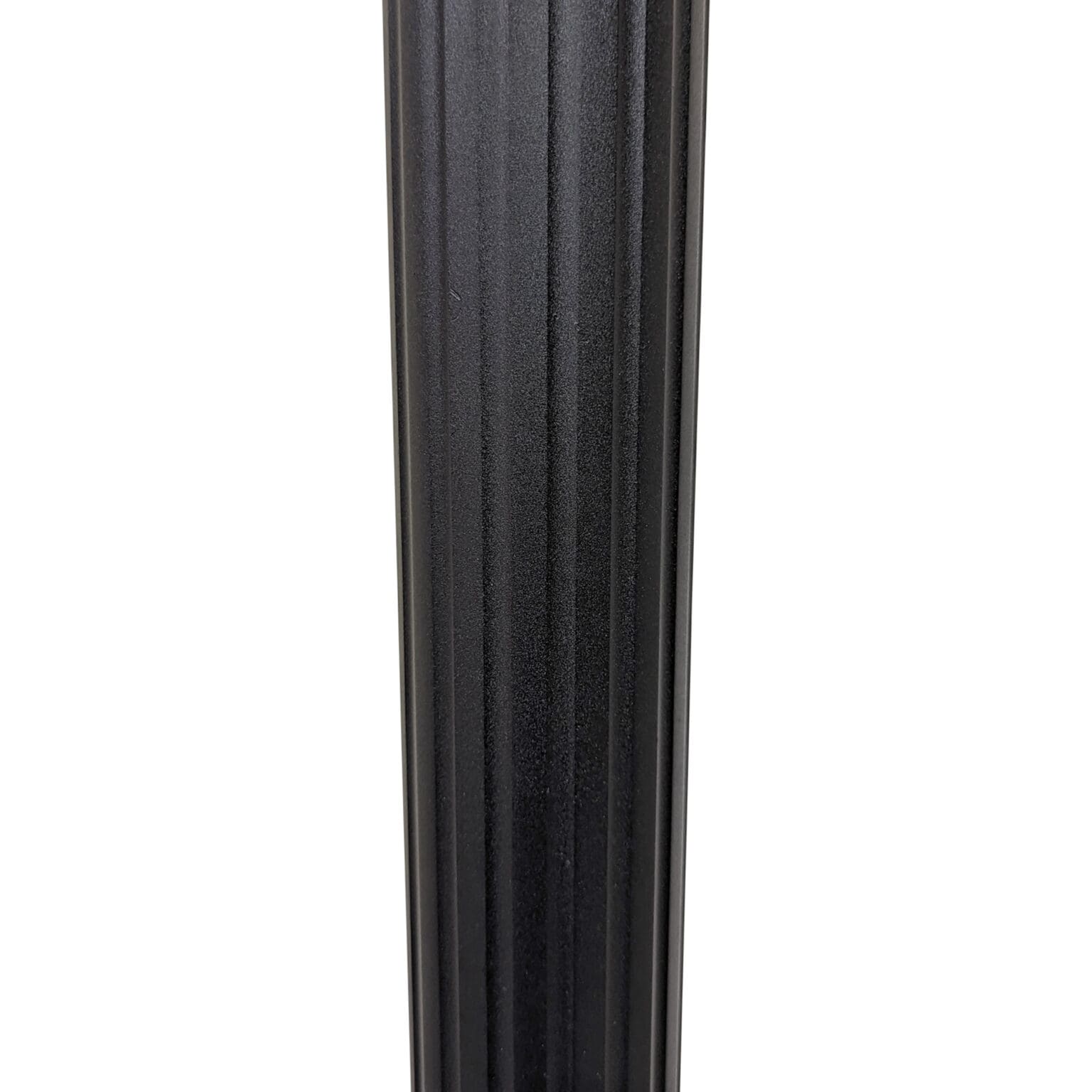 Fluted Aluminum Pole Shaft for Lantern LED Fixture